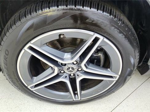 Used 2024 Mercedes-Benz GLS 450 4MATIC image 65