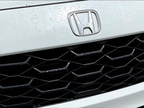 Used 2023 Honda HR-V LX image 33