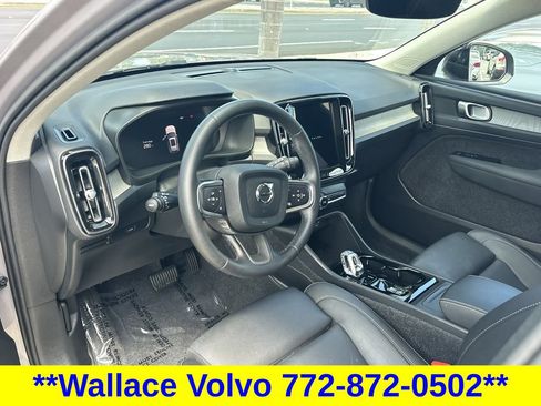 Used 2026 Volvo XC40 B5 Plus AWD/4WD image 8
