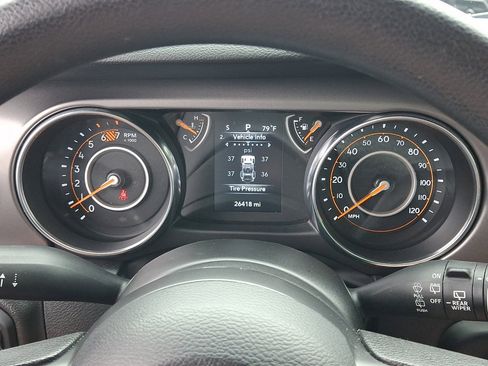 Used 2023 Jeep Wrangler Unlimited Sport AWD/4WD image 26