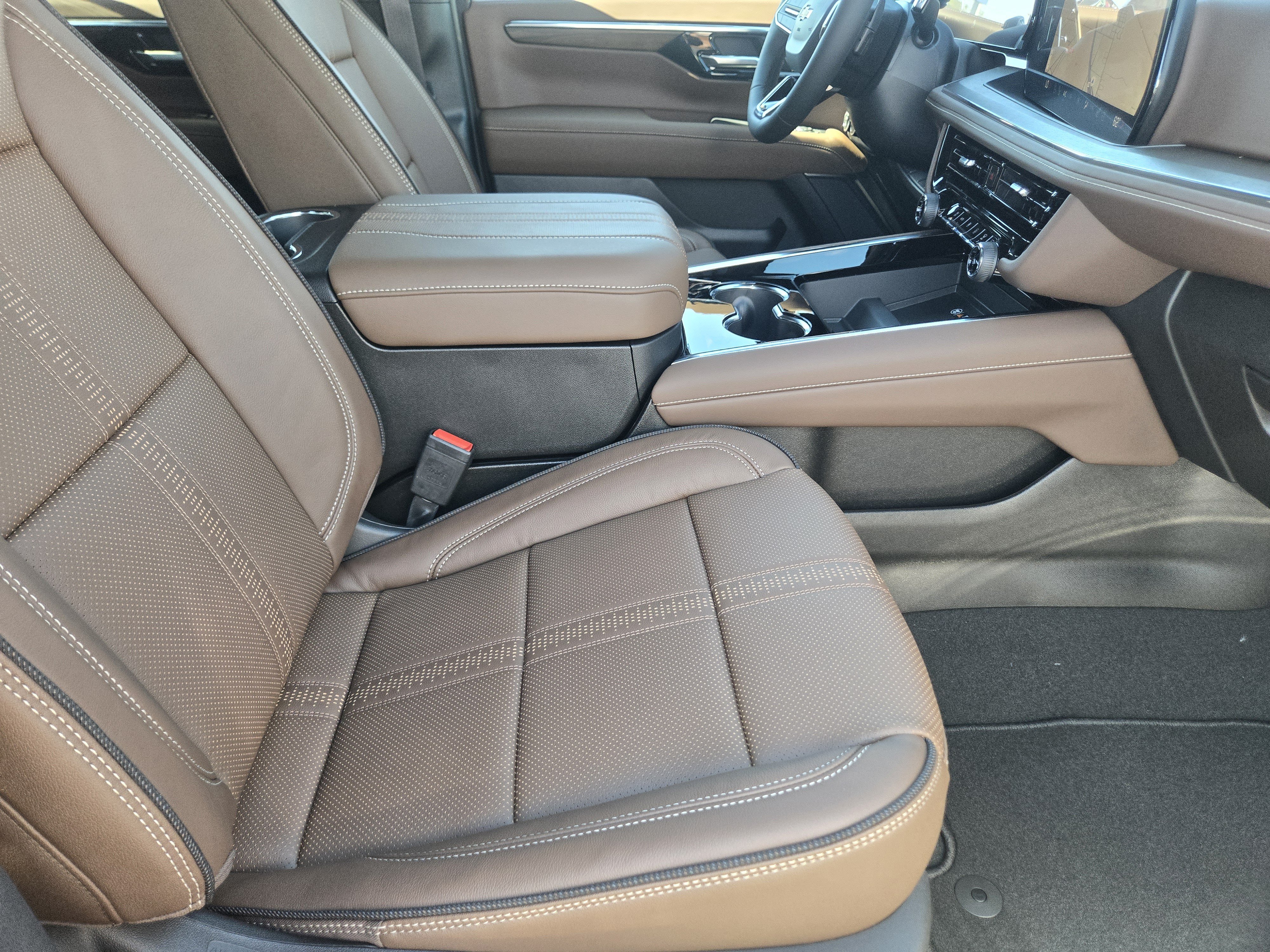 New 2027 Chevrolet Tahoe High Country AWD/4WD image 12