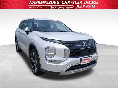 Used 2023 Mitsubishi Outlander SE