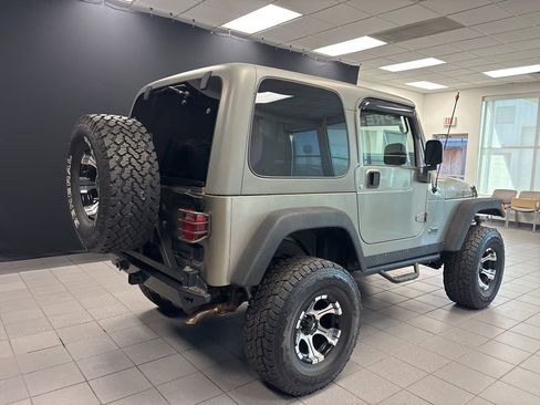 Used 2006 Jeep Wrangler Rubicon image 3
