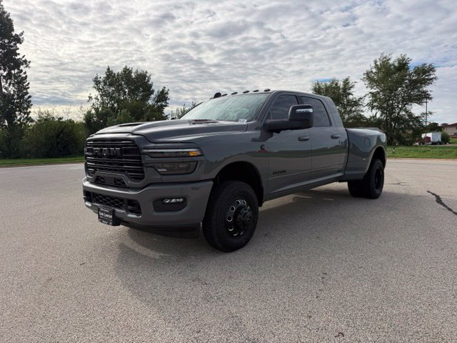 Used 2026 RAM 3500 Laramie w/ Night Edition AWD/4WD image 2