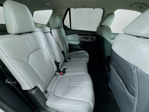 New 2025 Honda Pilot EX-L image 38