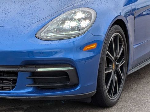 Used 2018 Porsche Panamera 4 AWD/4WD image 11