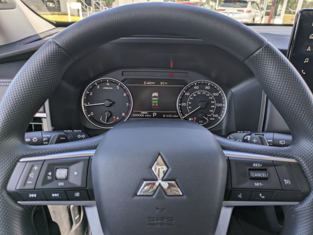 New 2026 Mitsubishi Outlander ES FWD image 23