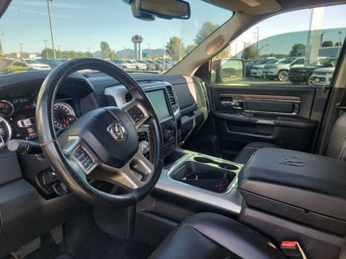 Used 2016 RAM 1500 Laramie w/ Convenience Group AWD/4WD image 4
