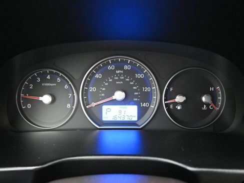 Used 2012 Hyundai Santa Fe GLS AWD/4WD image 12