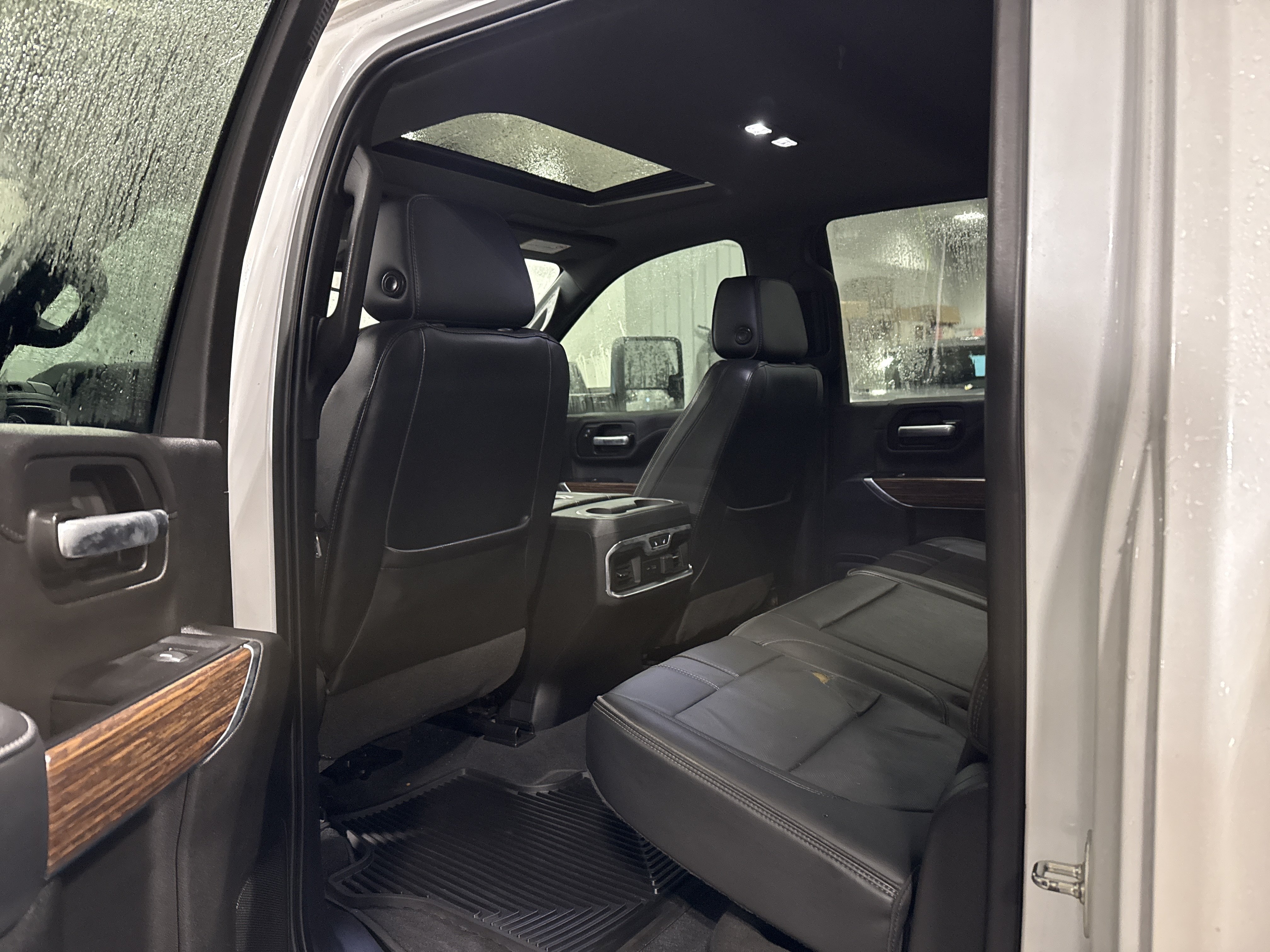 Used 2020 Chevrolet Silverado 2500 High Country w/ Z71 Off-Road Package AWD/4WD image 8