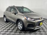 Used 2021 Chevrolet Trax LT w/ Driver Confidence Package image 3