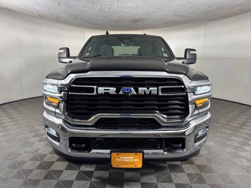 Certified 2026 RAM 2500 Big Horn AWD/4WD image 2