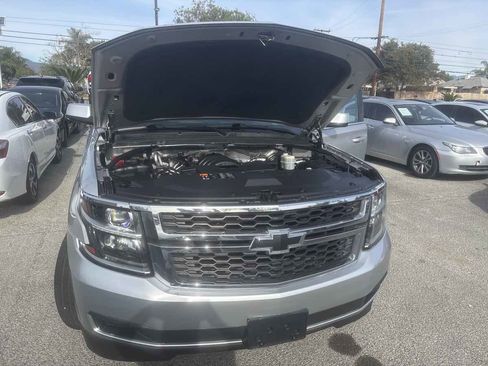 Used 2015 Chevrolet Suburban LT image 34