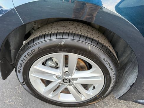 Used 2021 Toyota Corolla SE image 22