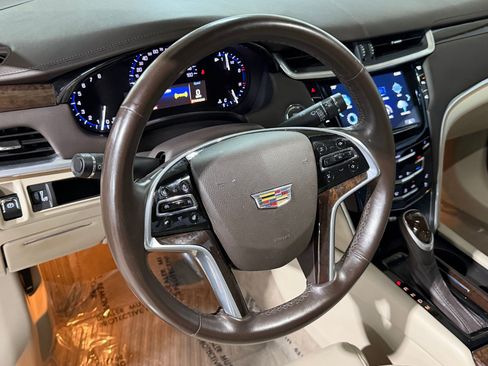 Used 2016 Cadillac XTS Luxury w/ Driver Awareness Package FWD image 4