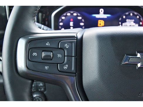Used 2026 Chevrolet Silverado 2500 ZR2 AWD/4WD image 15