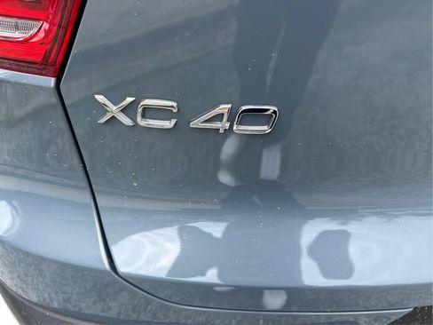 Used 2020 Volvo XC40 T5 Momentum w/ Protection Package Premier AWD/4WD image 29