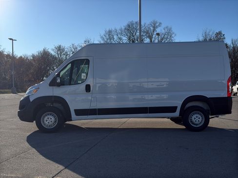 New 2026 RAM ProMaster 2500 w/ Convenience Group image 6