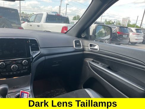 Used 2019 Jeep Grand Cherokee Altitude AWD/4WD image 13