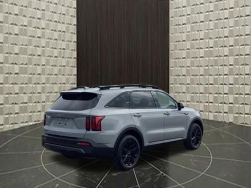 Used 2022 Kia Sorento S w/ Panoramic Sunroof Package AWD/4WD image 4