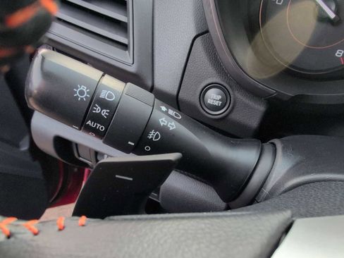 Used 2020 Subaru Crosstrek 2.0i Premium image 26