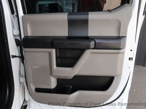 Used 2018 Ford F250 XL w/ Power Equipment Group AWD/4WD image 37