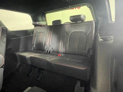Used 2024 Ford Expedition Limited image 26