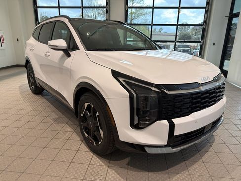 Certified 2026 Kia Sportage SX image 7