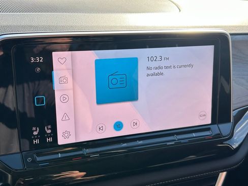 New 2026 Volkswagen Atlas SE FWD image 30