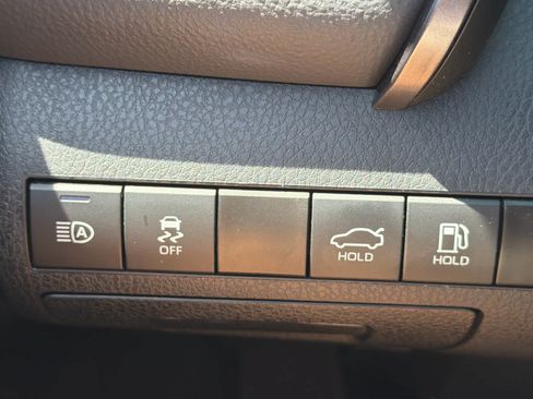 Used 2024 Toyota Camry SE w/ Blackout Package (TMS) AWD/4WD image 19