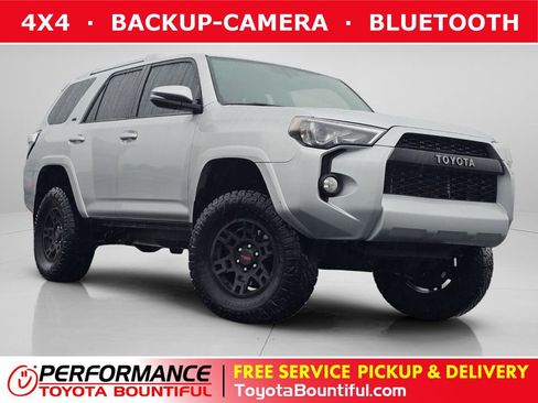 Used 2018 Toyota 4Runner SR5 image 1