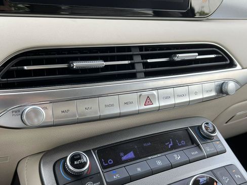 Used 2020 Hyundai Palisade Limited AWD/4WD image 26