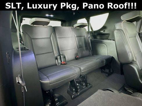 Used 2023 GMC Yukon XL SLT image 30