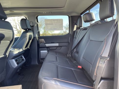 New 2026 Ford F250 Lariat w/ Lariat Ultimate Package image 37