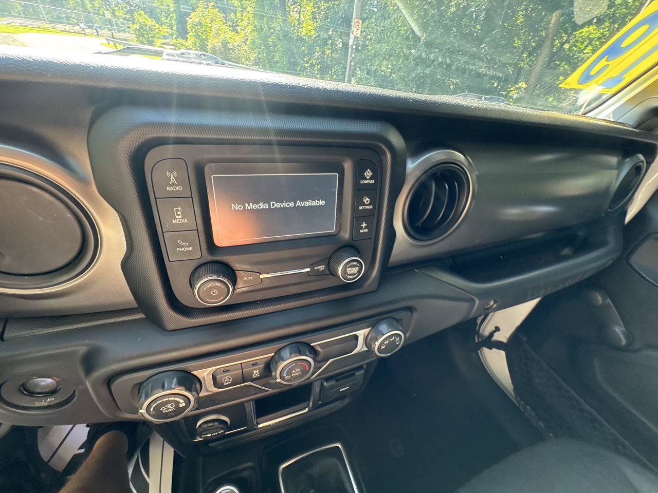 Used 2019 Jeep Wrangler Sport AWD/4WD image 39