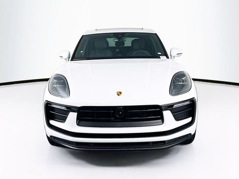 Certified 2026 Porsche Macan AWD/4WD image 6