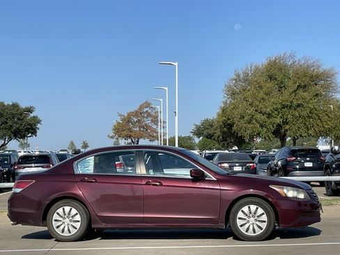 Used 2012 Honda Accord LX image 3
