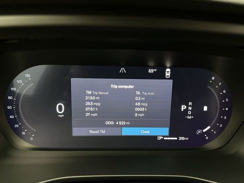 New 2026 Volvo XC40 B5 Plus w/ Protection Package Premier image 15