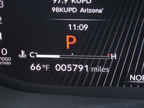 Certified 2025 Acura MDX SH-AWD image 31