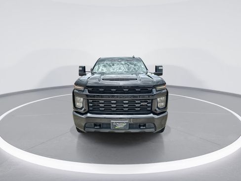 Used 2022 Chevrolet Silverado 2500 Custom w/ Custom Value Package AWD/4WD image 3