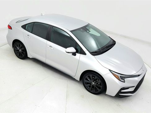 Used 2023 Toyota Corolla SE FWD image 19