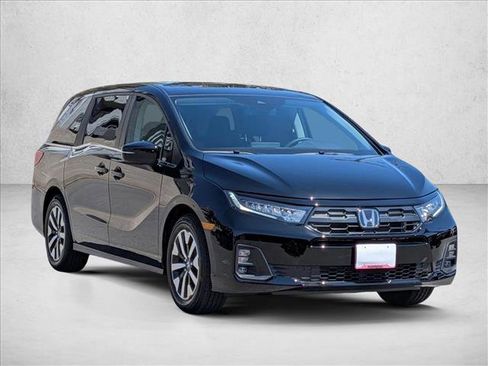 Used 2026 Honda Odyssey EX-L image 3
