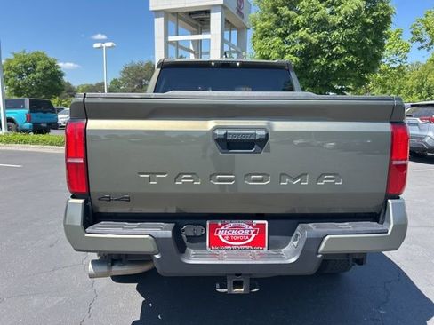 Used 2024 Toyota Tacoma TRD Off-Road AWD/4WD image 8