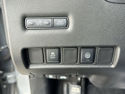 Certified 2024 Nissan Murano SV w/ SV Midnight Edition Package image 16