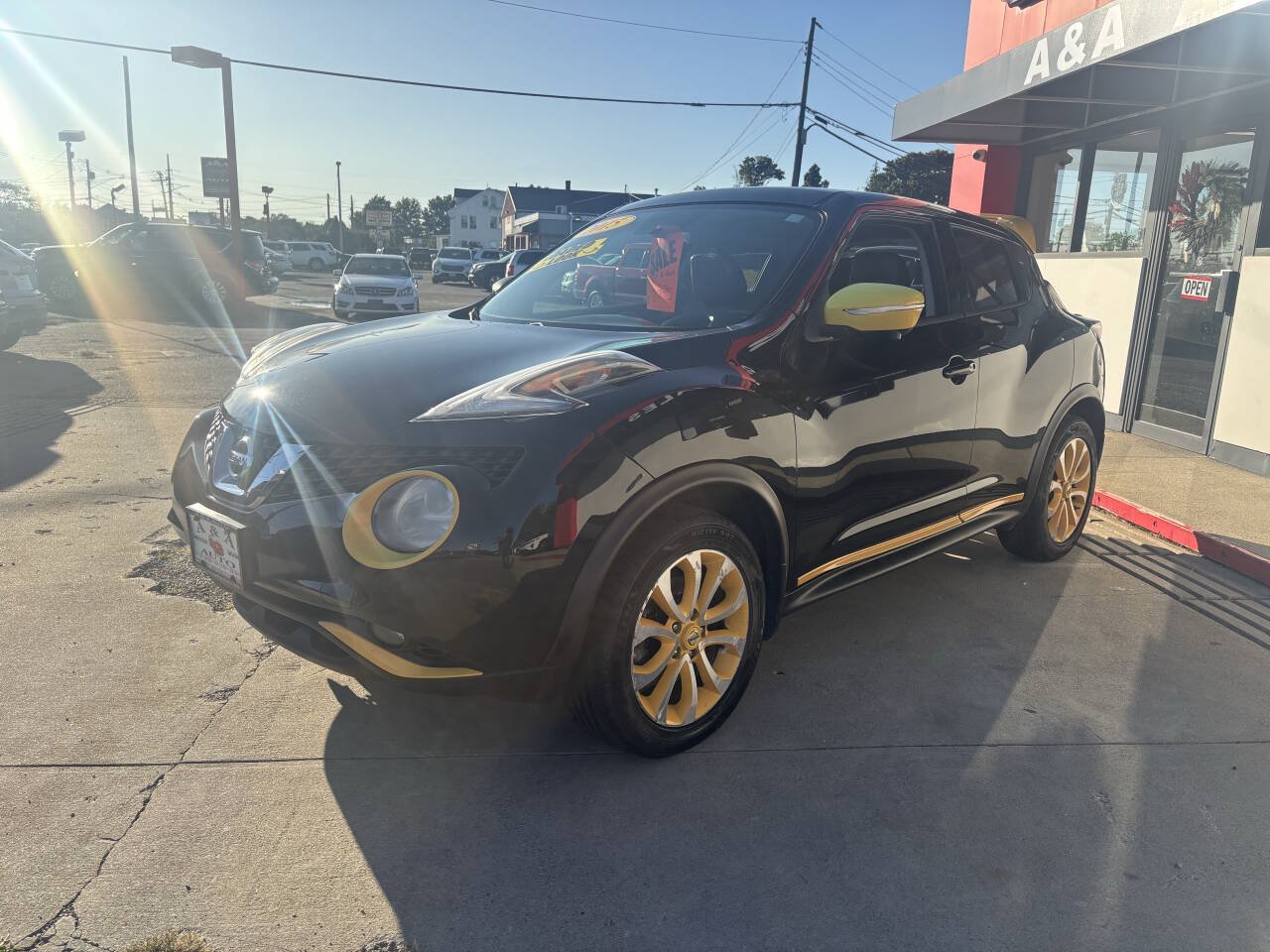 Used 2015 Nissan Juke SL AWD/4WD image 1