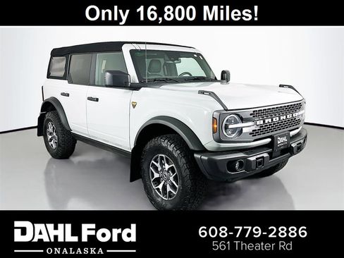 Used 2023 Ford Bronco Badlands image 1