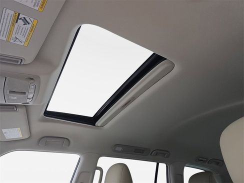 Certified 2023 INFINITI QX80 Premium Select w/ All-Season Package image 27