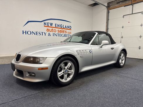 Used 2000 BMW Z3 2.5i RWD image 4