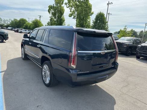 Used 2019 Cadillac Escalade ESV Platinum AWD/4WD image 24
