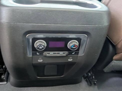 Used 2023 Chevrolet Tahoe High Country RWD image 18